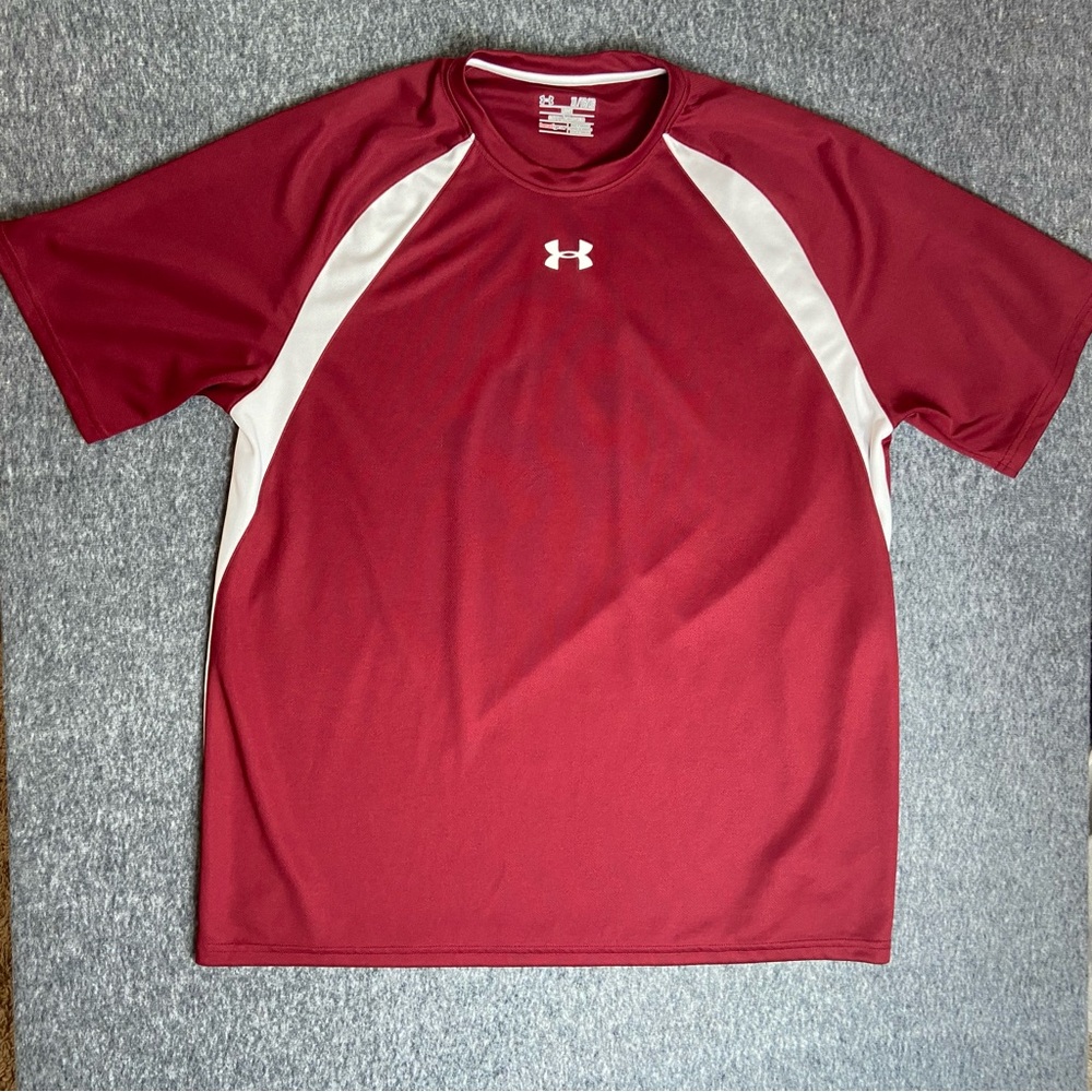 Under Armour Men's Heat Gear Red and White Athletic Shirt Size XL loose Fit